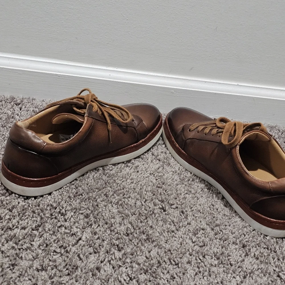 Giovanni Leather Men's Sneakers Size 9 Preppy
